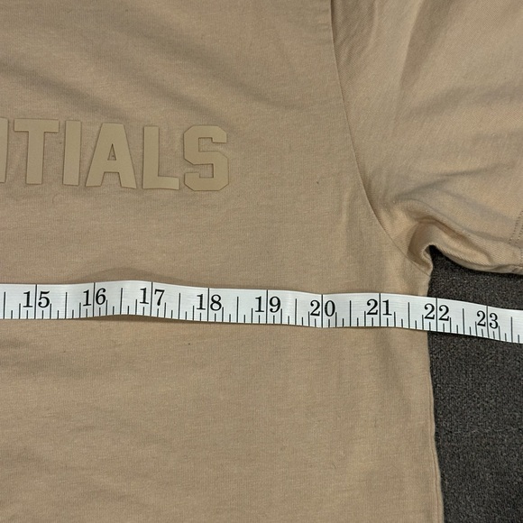 Essentials Fear of God T Shirt Mens Tan
Short Sleeve Crewneck Size Medium - Picture 9 of 9